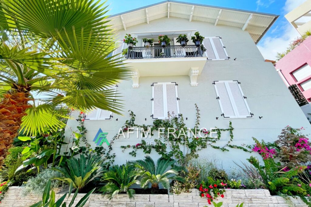 vente villa 3 Pièce(s) – 3 pièces – 2 chambres – 110.00 m²