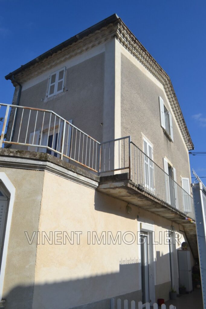 vente maison de ville 4 Pièce(s) – 4 pièces – 3 chambres – 116.00 m²