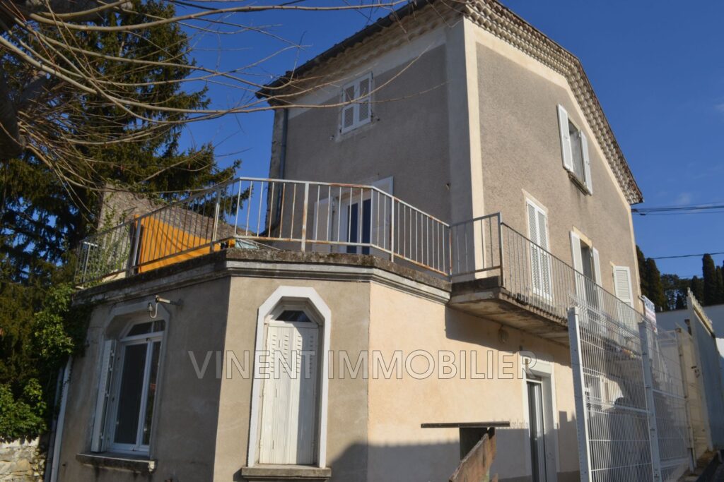 vente maison de ville 4 Pièce(s) – 4 pièces – 3 chambres – 116.00 m²
