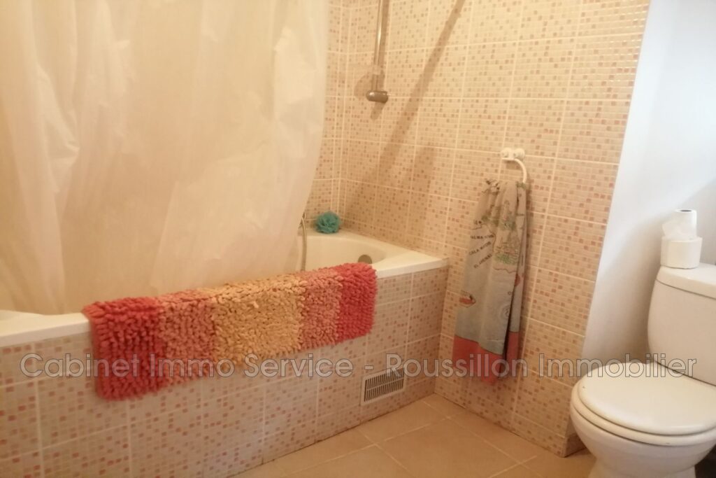 vente maison de village 12 Pièce(s) – 12 pièces – 2 chambres – 300.00 m²