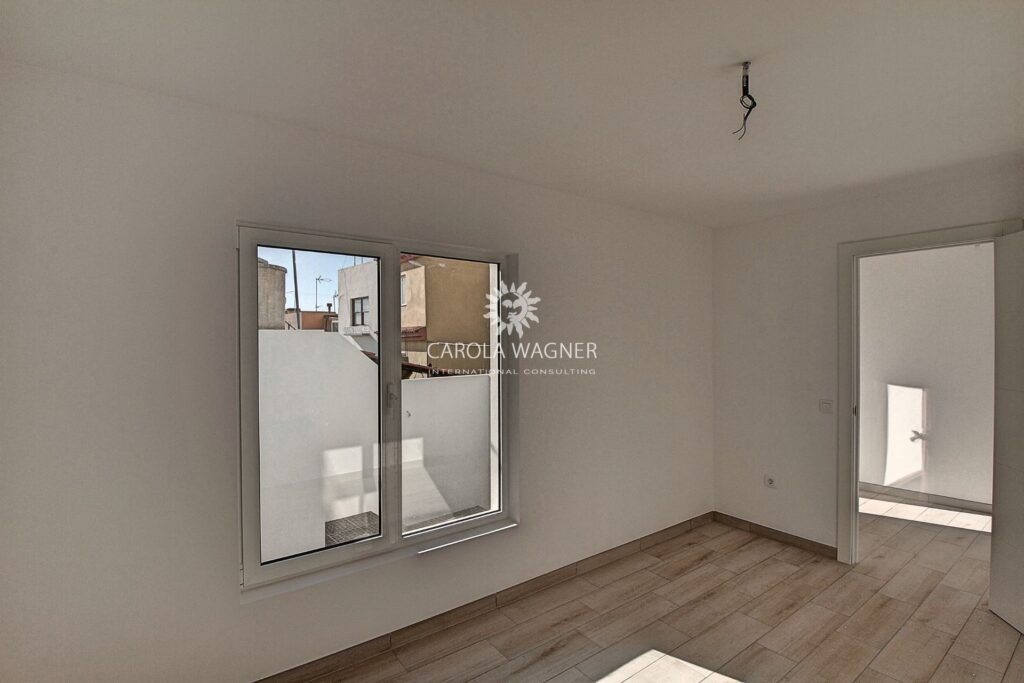 vente maison de village 3 Pièce(s) – 3 pièces – 2 chambres – 100.00 m²