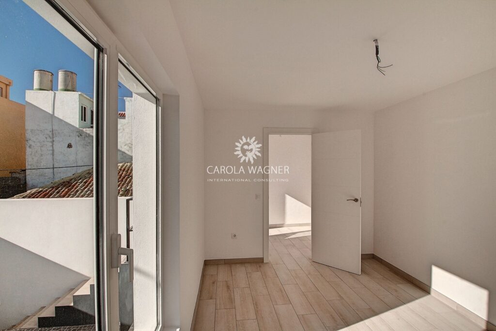 vente maison de village 3 Pièce(s) – 3 pièces – 2 chambres – 100.00 m²