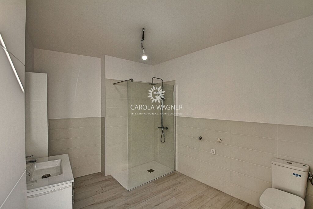 vente maison de village 3 Pièce(s) – 3 pièces – 2 chambres – 100.00 m²