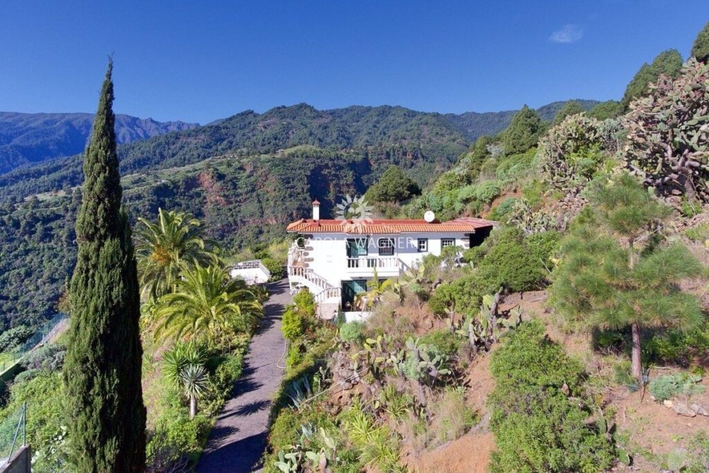 vente propriété 12 Pièce(s) – 12 pièces – 8 chambres – 200.00 m²