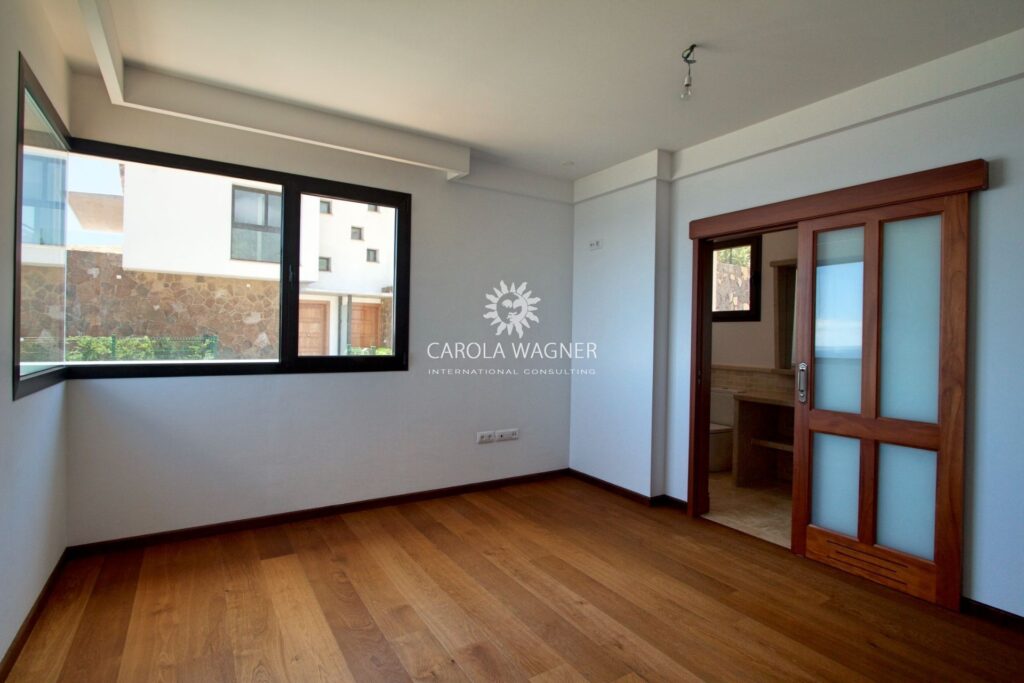 vente villa 5 Pièce(s) – 5 pièces – 4 chambres – 150.00 m²