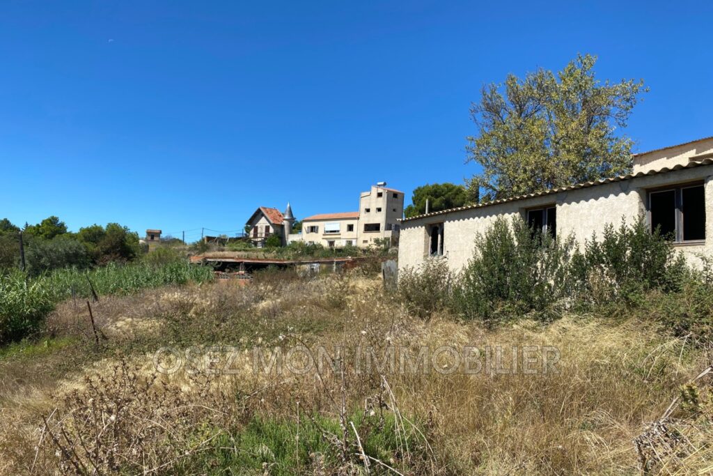 vente propriété – NR pièces – NR chambres – 250.00 m²