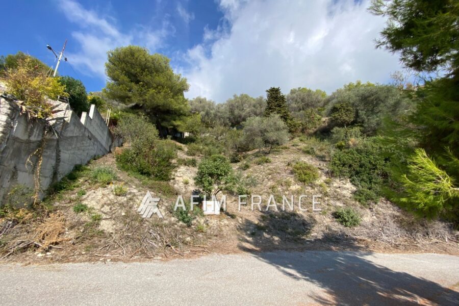 Terrain à vendre à Menton