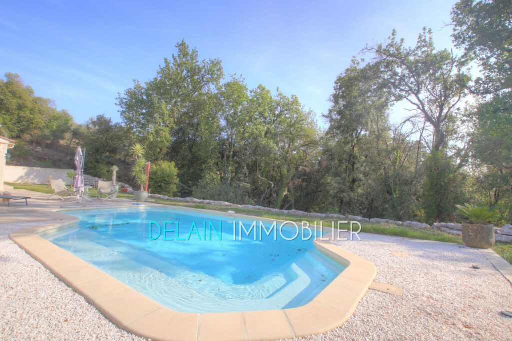 vente villa provençale 4 Pièce(s) – 4 pièces – 3 chambres – 150.00 m²