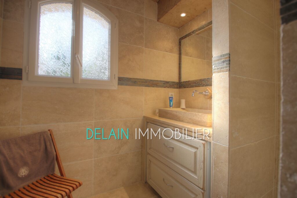 vente villa provençale 4 Pièce(s) – 4 pièces – 3 chambres – 150.00 m²