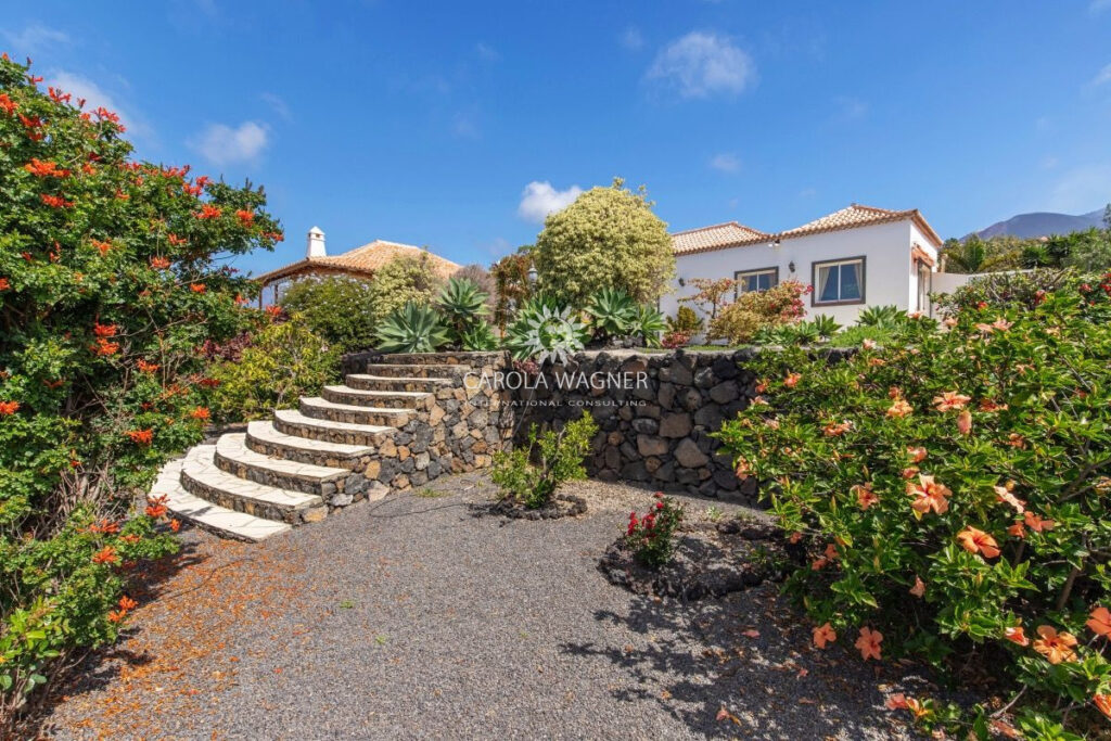 vente villa 4 Pièce(s) – 4 pièces – 2 chambres – 168.00 m²