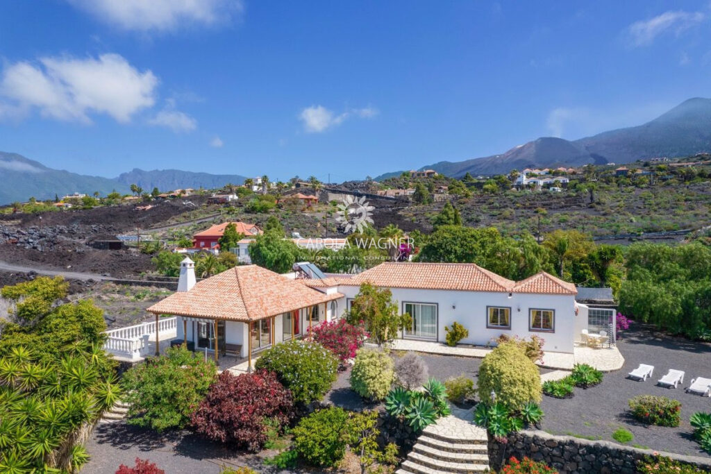 vente villa 4 Pièce(s) – 4 pièces – 2 chambres – 168.00 m²