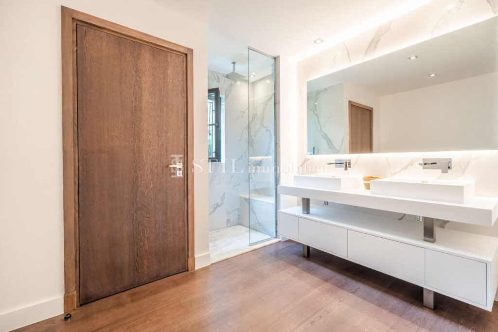 location villa 6 Pièce(s) – 6 pièces – 5 chambres – 290.00 m²