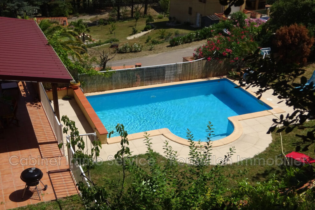 vente villa 5 Pièce(s) – 5 pièces – 3 chambres – 154.00 m²