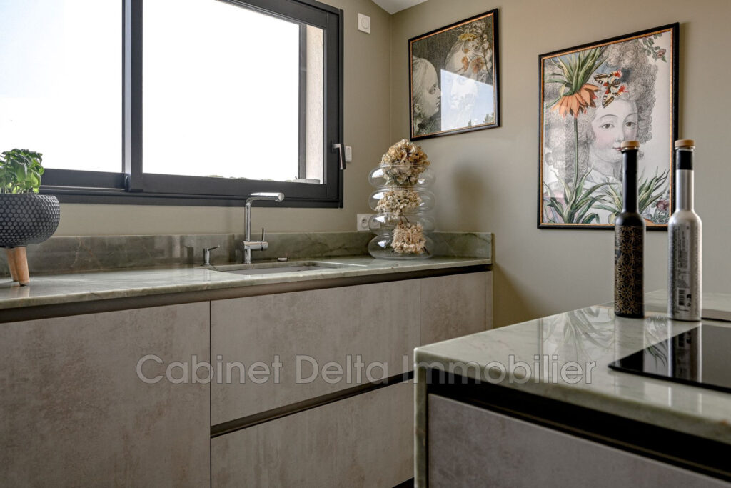 SANARY Appartement récent en toit terrasse – 4 pièces – 3 chambres – 120.00 m²