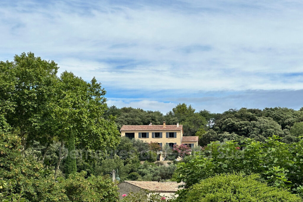 vente maison de caractère 16 Pièce(s) – 16 pièces – 9 chambres – 360.00 m²