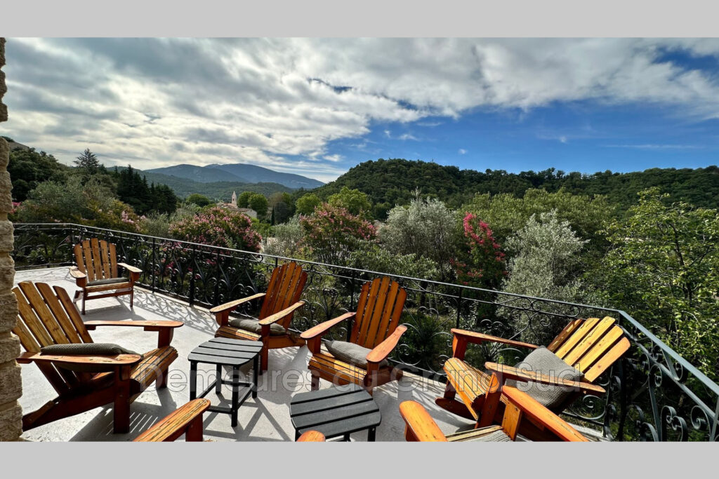 vente maison de caractère 16 Pièce(s) – 16 pièces – 9 chambres – 360.00 m²