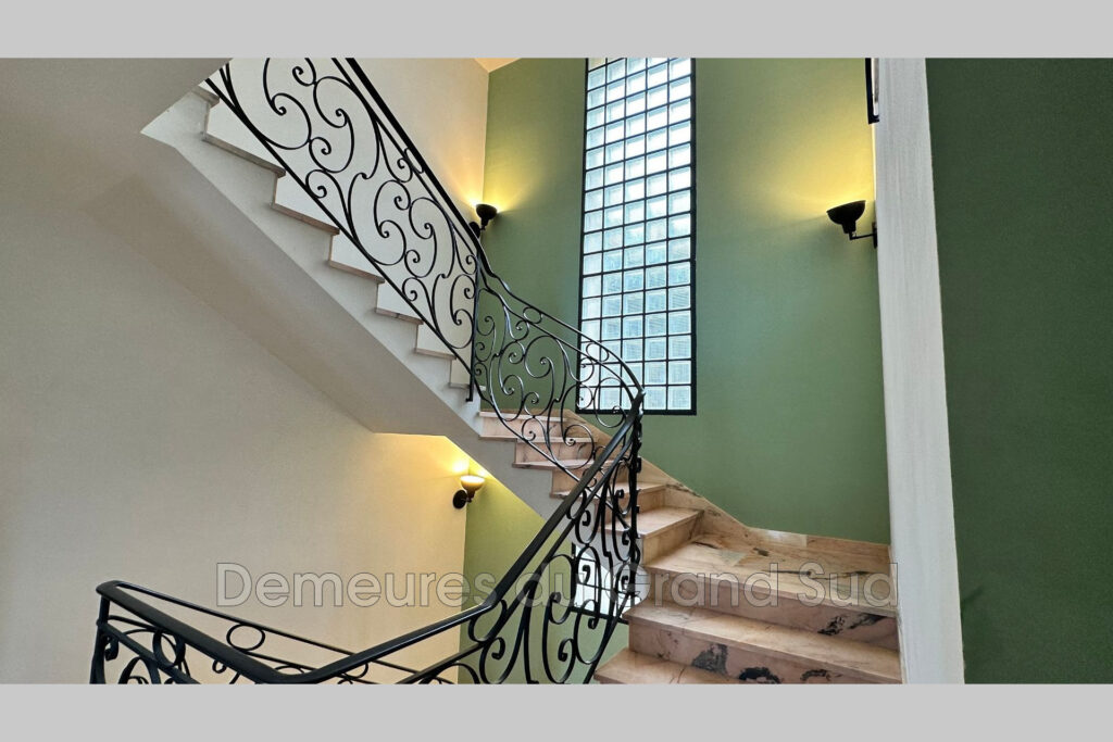 vente maison de caractère 16 Pièce(s) – 16 pièces – 9 chambres – 360.00 m²