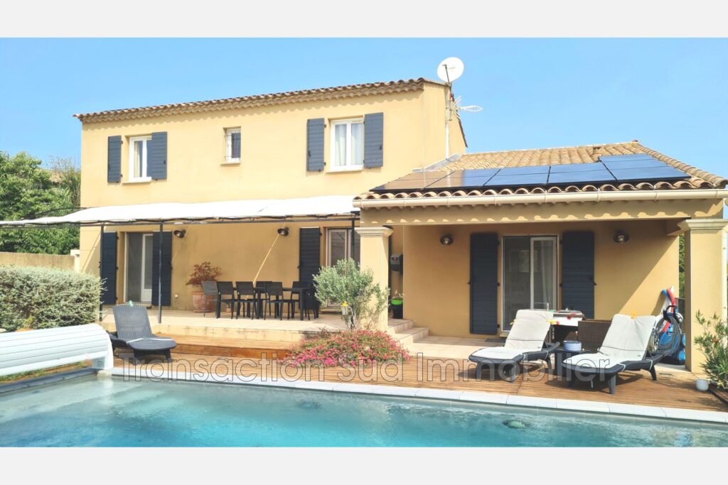 vente villa provençale 7 Pièce(s) – 7 pièces – 4 chambres – 142.70 m²