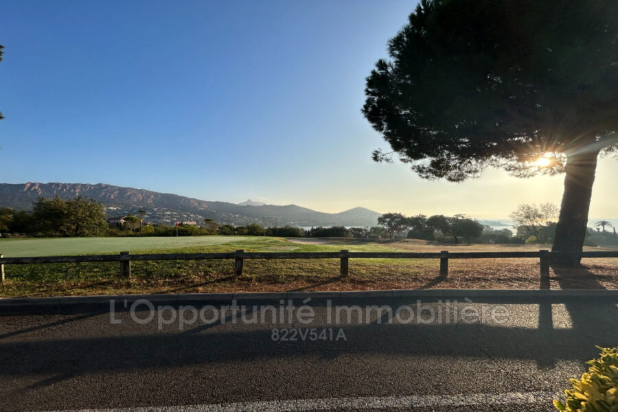 Appartement à vendre à Saint-raphaël