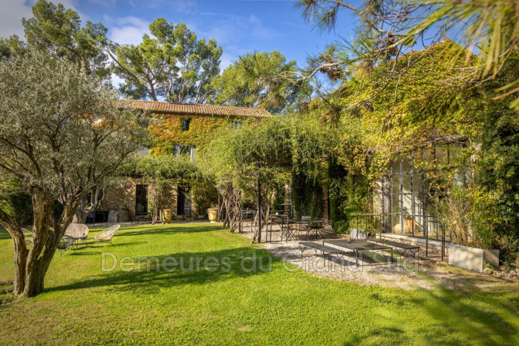 vente maison d’hôtes – NR pièces – NR chambres – 800.00 m²