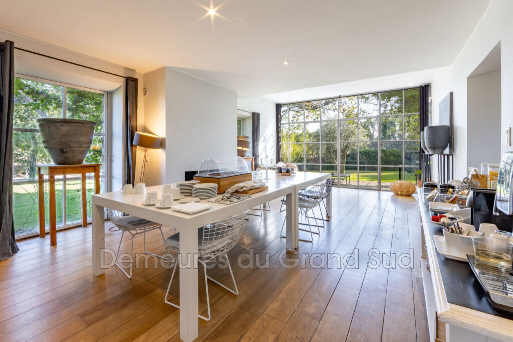 vente maison d’hôtes – NR pièces – NR chambres – 800.00 m²