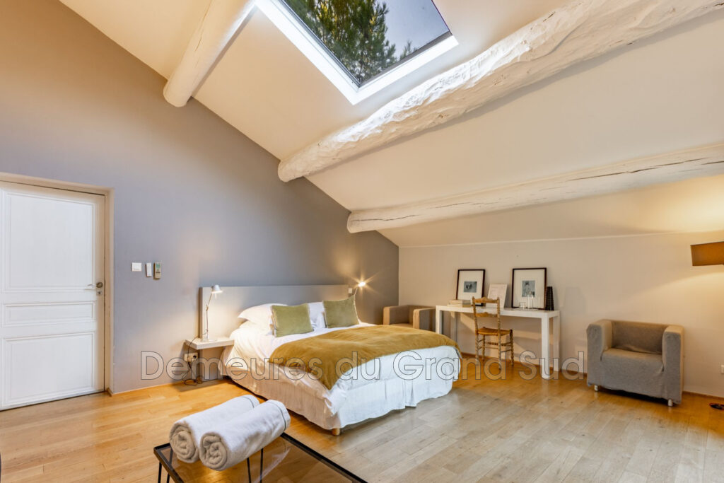 vente maison d’hôtes – NR pièces – NR chambres – 800.00 m²