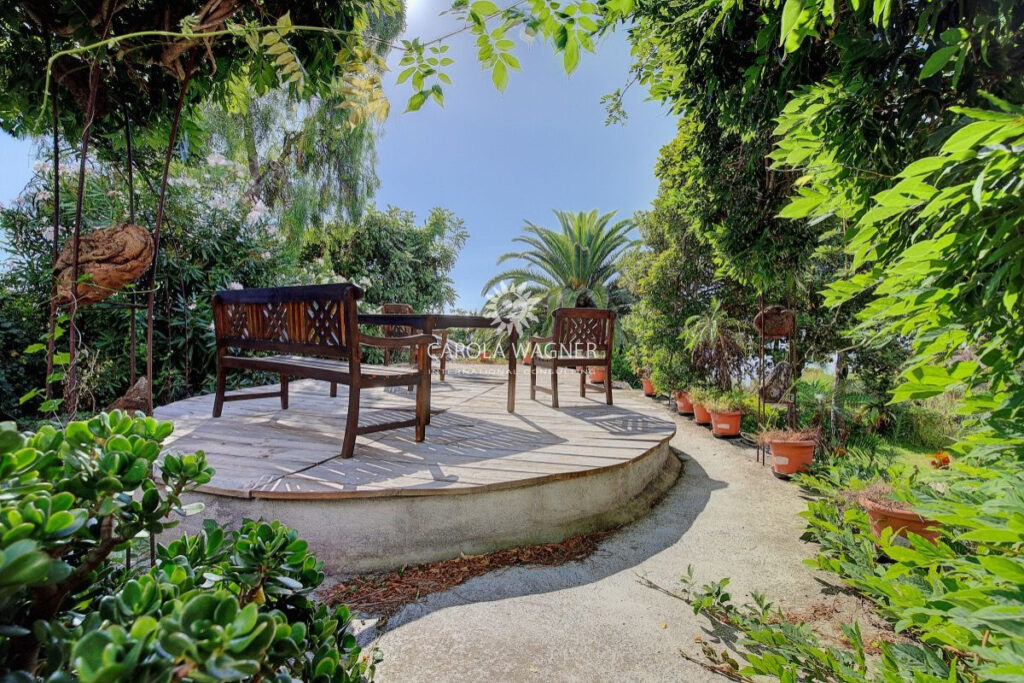 vente maison de campagne 7 Pièce(s) – 7 pièces – 5 chambres – 245.00 m²