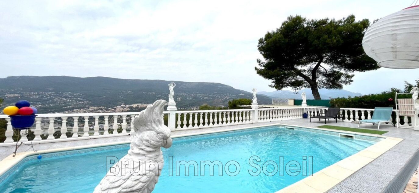 BRUN IMMMO SOLEIL CAGNES SUR MER 06.10.27.09.92 7 Bd kennedy w – 9 pièces – 6 chambres – 257.00 m²