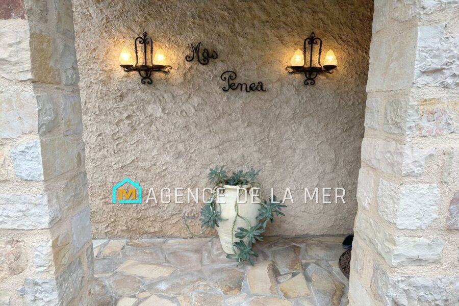 Maison à vendre à Mandelieu-la-napoule