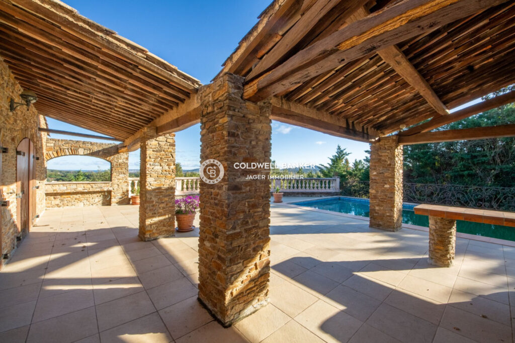 Grimaud Villa en pierre de 10 chambres dans un domaine sécuris – 11 pièces – 10 chambres – 800.00 m²
