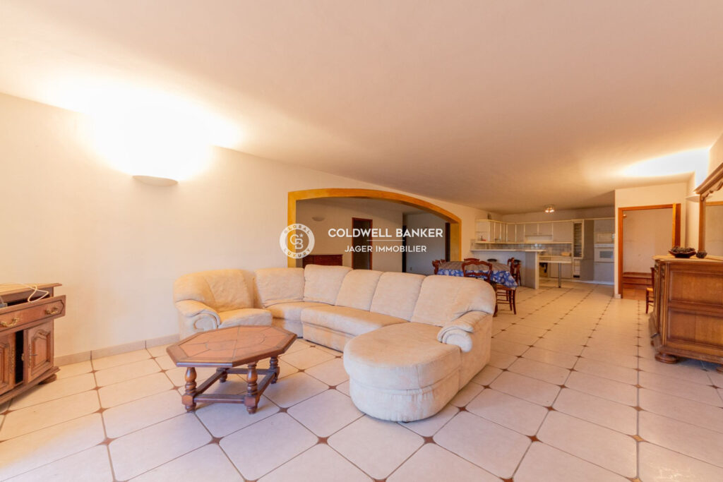 Grimaud Villa en pierre de 10 chambres dans un domaine sécuris – 11 pièces – 10 chambres – 800.00 m²