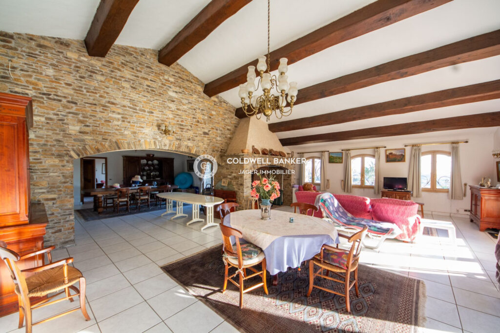 Grimaud Villa en pierre de 10 chambres dans un domaine sécuris – 11 pièces – 10 chambres – 800.00 m²