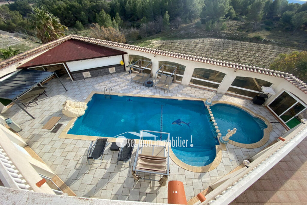 vente maison d&rsquo;hôtes 10 Pièce(s) – 14 pièces – 8 chambres – 550.00 m²