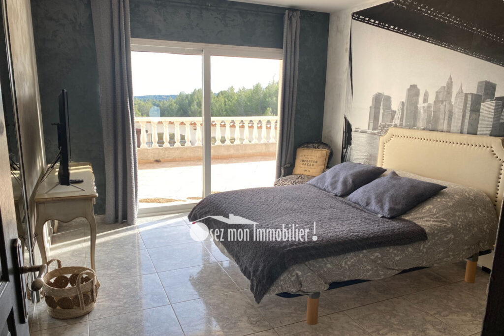 vente maison d&rsquo;hôtes 10 Pièce(s) – 14 pièces – 8 chambres – 550.00 m²