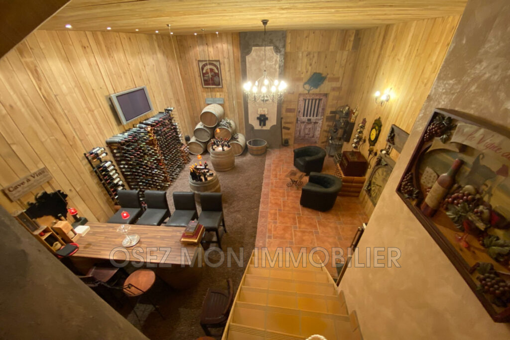 vente maison d’hôtes 10 Pièce(s) – 10 pièces – 8 chambres – 550.00 m²