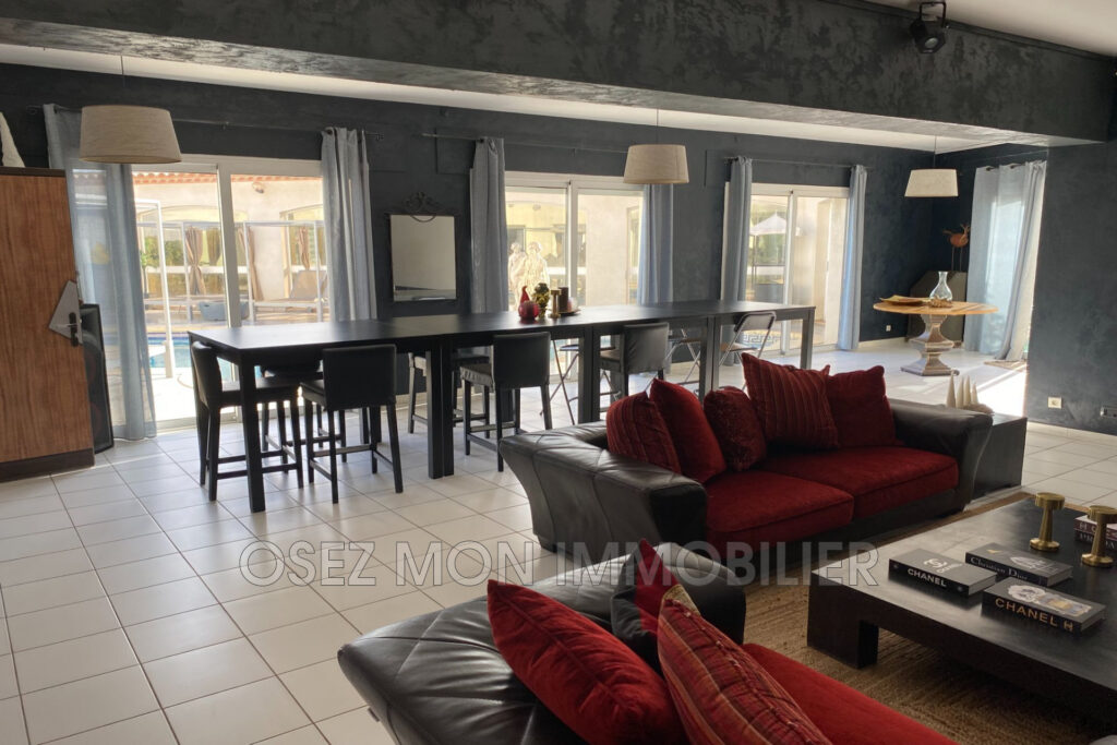 vente maison d’hôtes 10 Pièce(s) – 10 pièces – 8 chambres – 550.00 m²