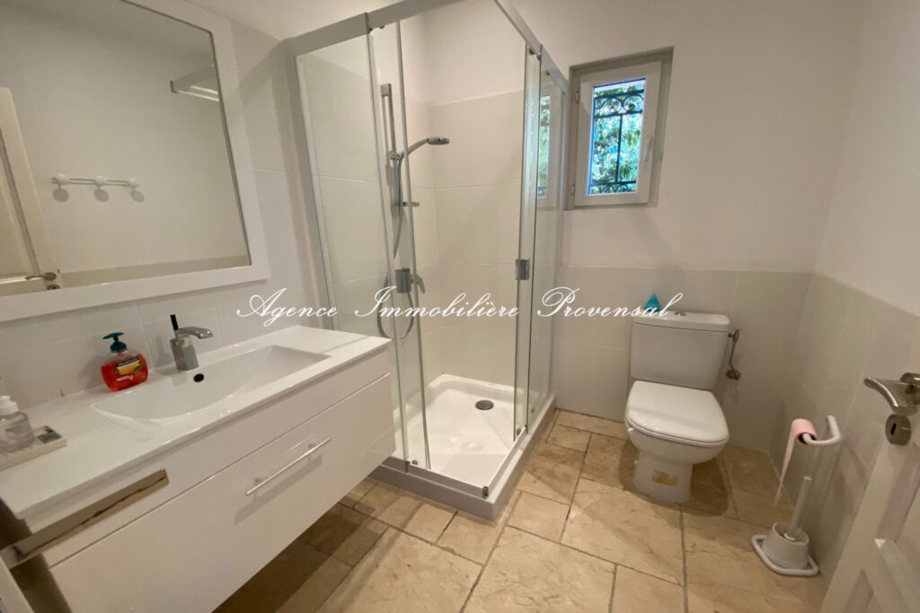 location villa 5 Pièce(s) – 5 pièces – 4 chambres – 160.00 m²