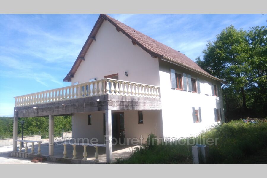 Maison à vendre à Saint-merd-de-lapleau
