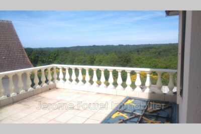 Secteur LAPLEAU Ensemble de 2 bâtiments avec vue dégagée sur l – 6 pièces – 4 chambres – 900.00 m²