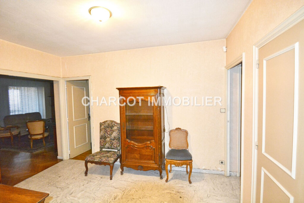 LYON 5ÈME (69005) – APPARTEMENT T5 + CAVE + GARAGE BOX FERMÉ – 5 pièces – 3 chambres – 132.33 m²