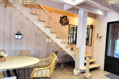 Maison Coup de Coeur, dans un village au coeur de la Presqu&rsquo;il – 8 pièces – 5 chambres – 150 m²