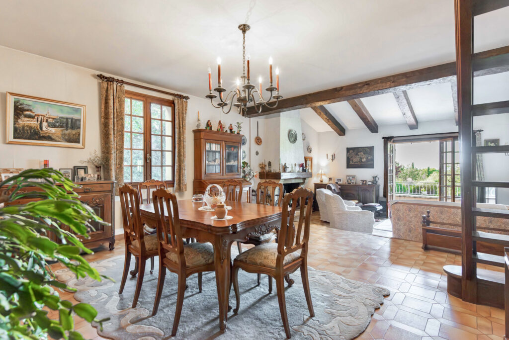 LES HAUTS DU ROUVE  | Maison 7 pièces | Sous-sol + garage |  – 7 pièces – 5 chambres – 258 m²