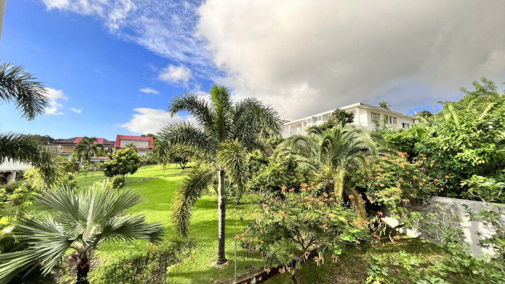 Saint-Claude : Rare ! Villa familiale de charme vue mer  – 5 pièces – 4 chambres – 130 m²