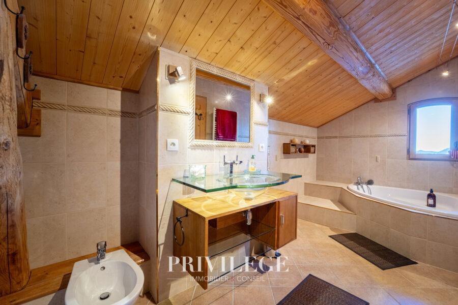 Maison à vendre à Courchevel