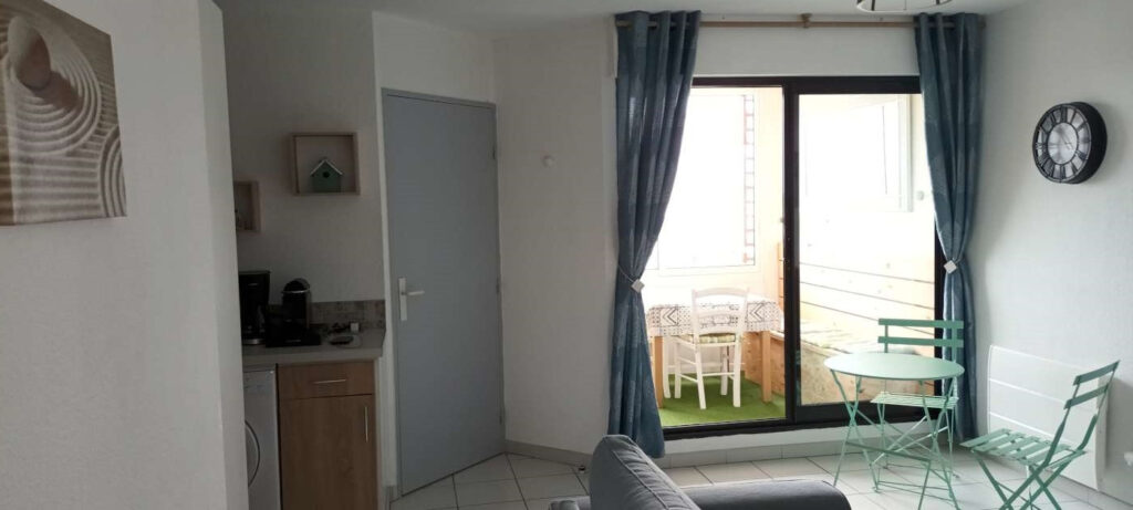 ACHAT CAP D’AGDE T3 VUE EXCEPTIONNELLE SUR MER QUARTIER ROCH – 3 pièces – 2 chambres – 42.98 m²