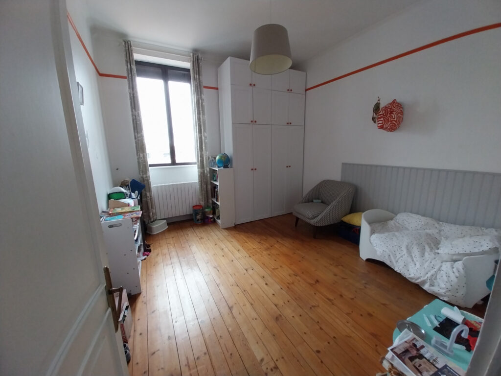 EN EXCLUSIVITÉ, MAISON D’EXCEPTION dans le quartier prisé de – 10 pièces – 5 chambres – 214 m²