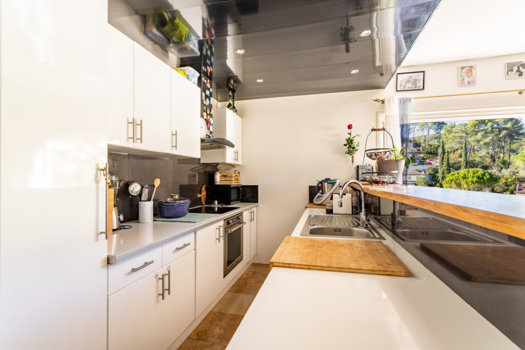 Magnifique Villa de 240m2  – 5 pièces – 4 chambres – 240 m²