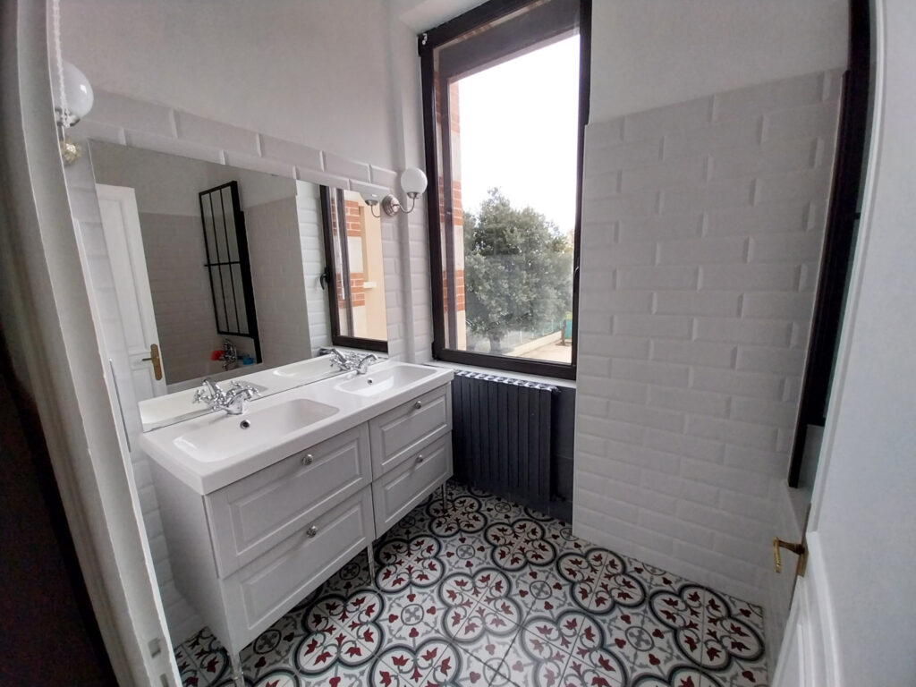 EN EXCLUSIVITÉ, MAISON D’EXCEPTION dans le quartier prisé de – 10 pièces – 5 chambres – 214 m²