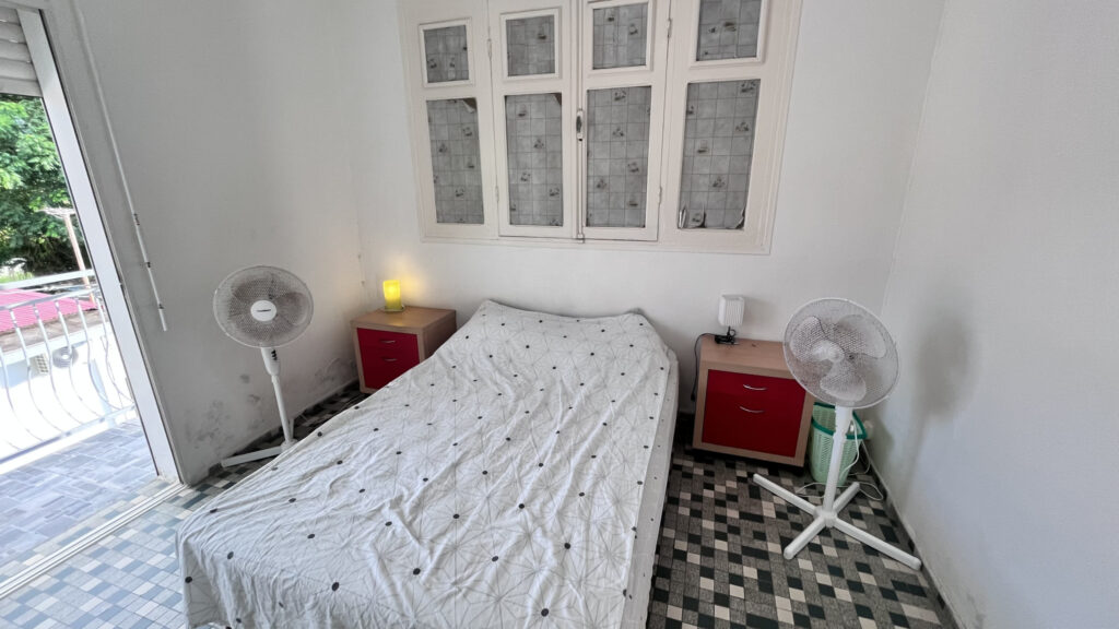 Saint-Claude : Rare ! Villa familiale de charme vue mer  – 5 pièces – 4 chambres – 130 m²