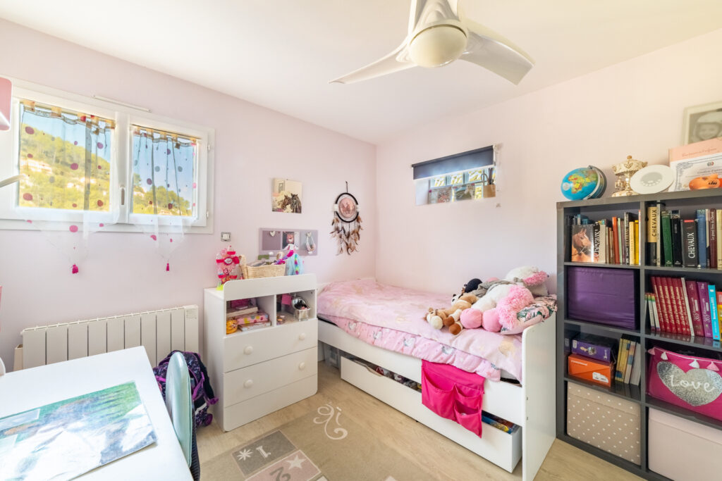 Magnifique Villa de 240m2  – 5 pièces – 4 chambres – 240 m²